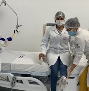 Cadeira de PVC reabilita paciente com Covid-19 na UTI do Hospital da Mulher 