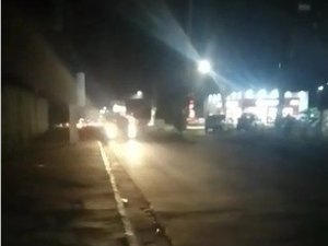 [Vídeo] Comerciantes temem assaltos devido à falta de energia na rua Des. Carlos de Gusmão, em Maceió