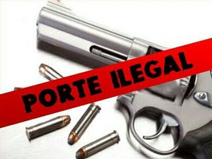 Polícia prende homem por porte ilegal de arma de fogo no Jacintinho