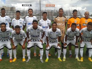 ASA assina contrato profissional com sete promessas da base