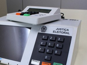 Urnas eletrônicas para segundo turno serão transportadas no sábado (27)