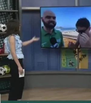 Vídeo: Jornalista surpreende, tira a roupa ao vivo e corre para o mar