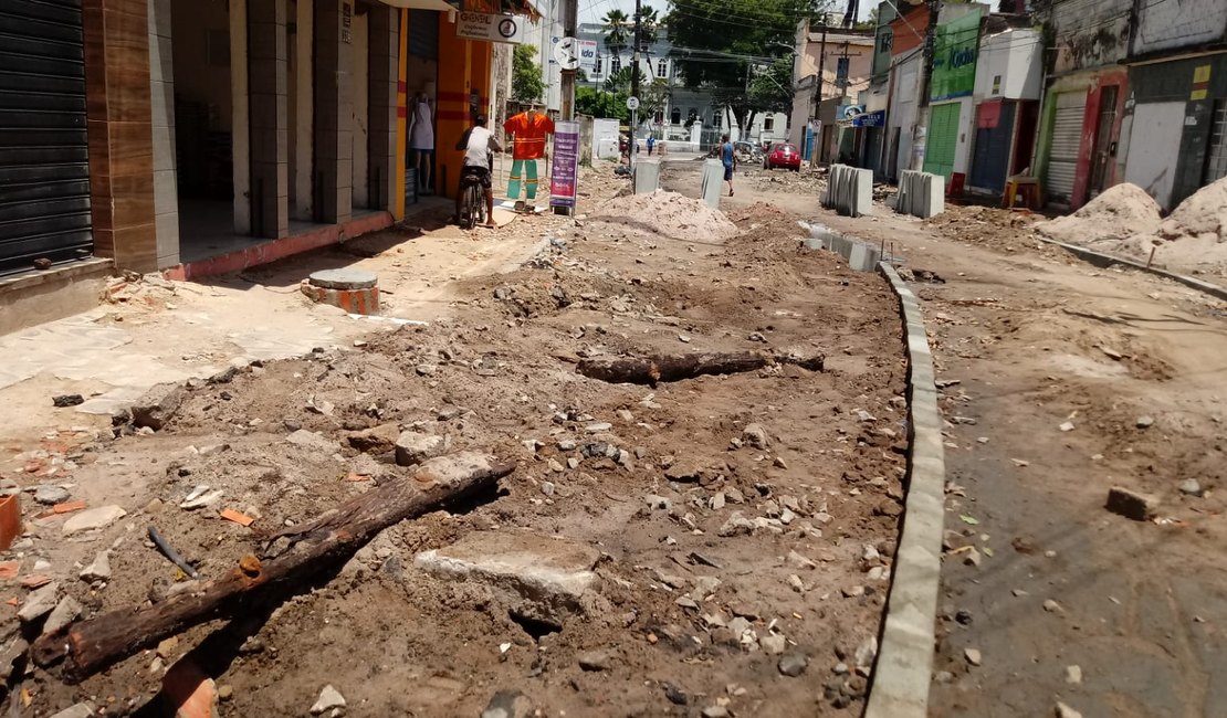 Após achados arqueológicos, estudiosos acompanharão obras no Centro de Maceió