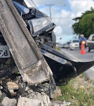 AL registra mais de 700 colisões com postes; Maceió lidera ranking de ocorrências