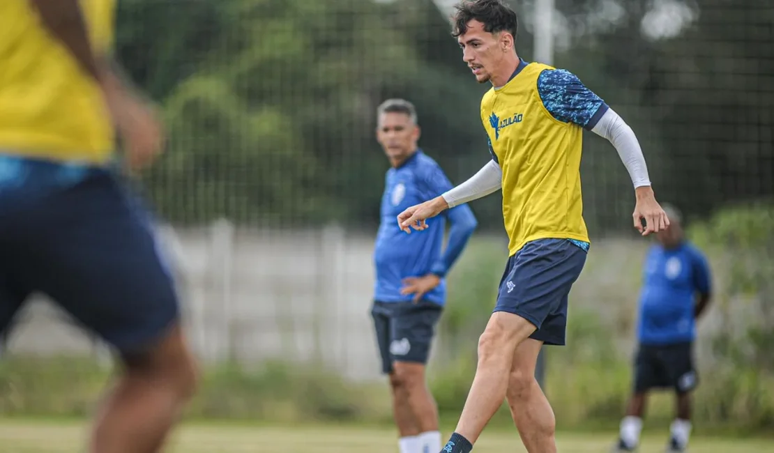 Zagueiro do CSA fala sobre estratégia para enfrentar a Tombense