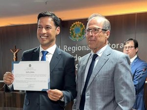 Arapiraquense Rodrigo Cunha é diplomado como vice-prefeito de Maceió