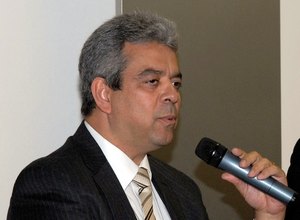 Marcos Pontes anuncia oficial da Força Aérea como presidente interino do Inpe