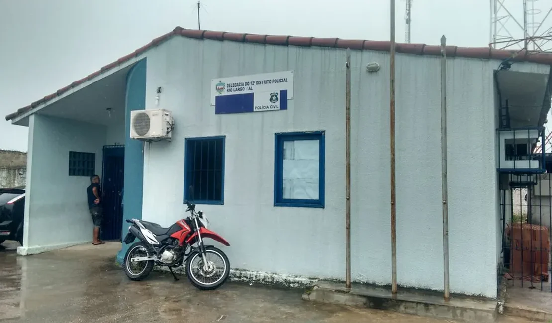 [Vídeo] Homem de 19 anos é preso por envolvimento em homicídio em Rio Largo