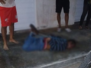 Suspeito de assaltos é capturado, amarrado por populares e preso em Arapiraca