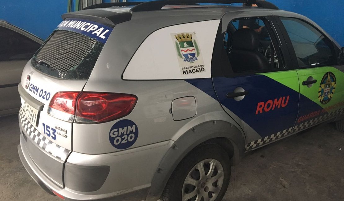 Guardas municipais suspendem atividades no Centro de Maceió 