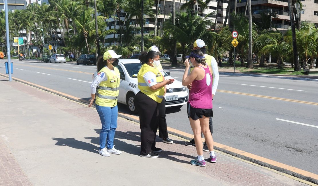 Ronda no Bairro segue fiscalizando cumprimento de decreto na orla de Maceió