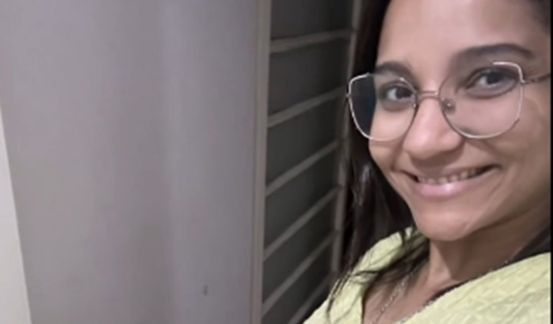 Mulher viraliza ao mostrar que esteve grávida de 2014 a 2025