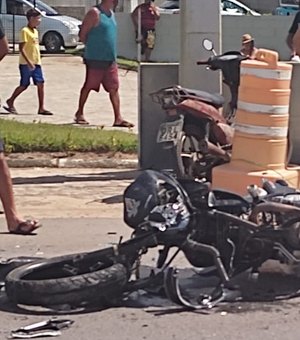 Colisão entre moto e carro deixa um morto e feridos em Marechal Deodoro