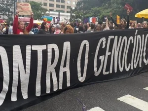 Negros são oito de cada 10 mortos pela polícia no Brasil, aponta relatório