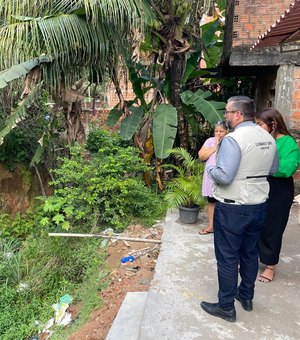 Leonardo Dias ouve moradores e aciona órgãos para solução de problemas estruturais no Santo Amaro
