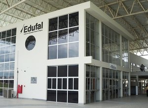 Edufal moderniza processo de submissão de livros com uso de nova plataforma
