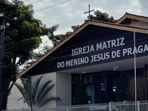 Última igreja aberta no Pinheiro anuncia fim das celebrações