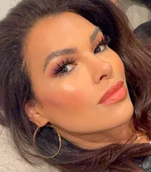 Ariadna Arantes mostra nova voz 50 dias após cirurgia de feminização