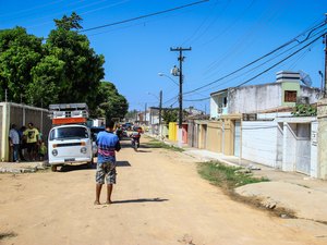 Suspeitos de praticar assalto são presos pela polícia no Tabuleiro dos Martins  