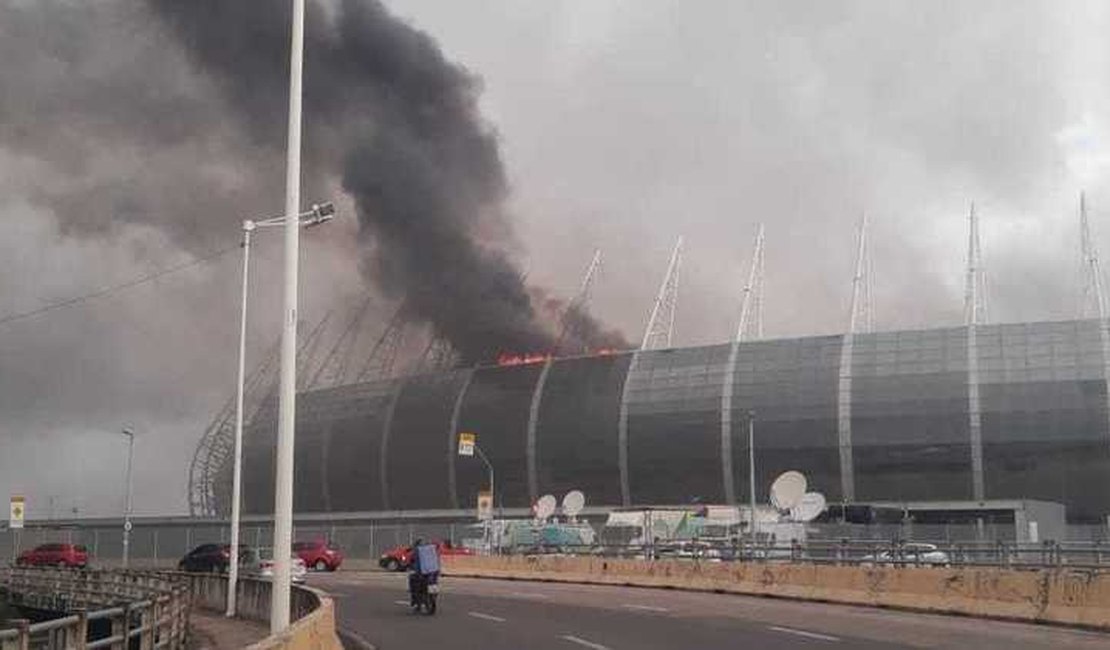 Incêndio atinge Arena Castelão em Fortaleza