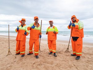 Alurb já recolheu mais de 4 mil toneladas de resíduos das praias de Maceió este ano