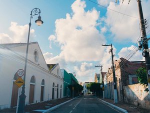 SANTA e Maik House realizam evento gratuito neste sábado (23)