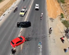 Colisão entre carros termina em capotamento com feridos em Arapiraca