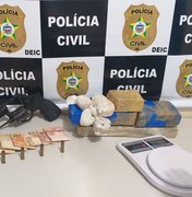Mulher é presa com drogas escondidas em piso falso de casa em Rio Largo 