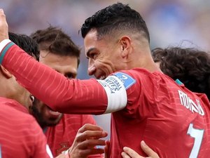 Com dois de CR7, Portugal goleia o Uzbequistão na Copa do Mundo