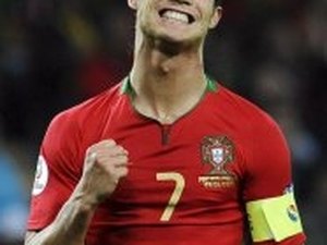 Copa 2014: Com lesão, Cristiano Ronaldo fará tratamento na seleção