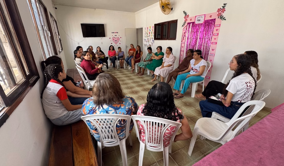 CAPS de Penedo celebra Dia das Mães com acolhimento, autoestima e cuidados para usuárias do serviço