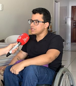 [Vídeo] “Minha cadeira é só um meio de transporte”, diz jovem cadeirante e faixa-roxa de jiu-jítsu