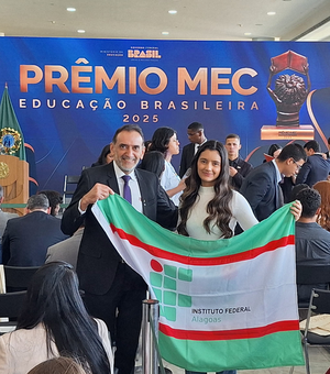 Ex-aluna do Ifal Campus Santana é premiada pelo MEC por nota de destaque na redação do Enem