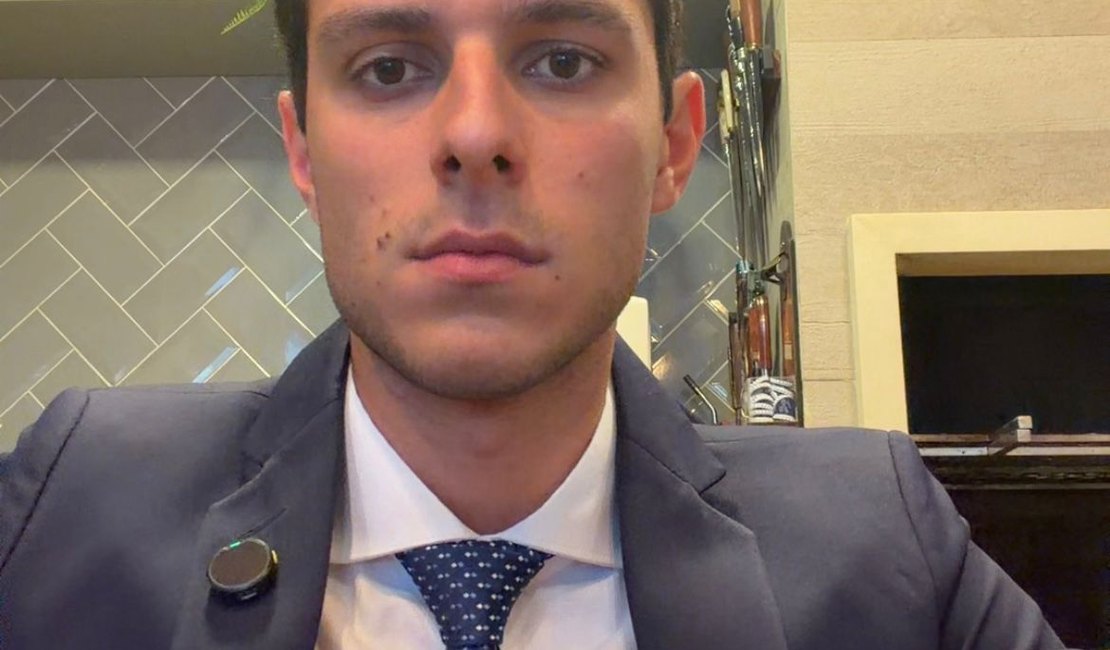 Caio Bebeto reage ao ‘Brasa’ da camisa da Seleção: “O Brasil é Brasil”