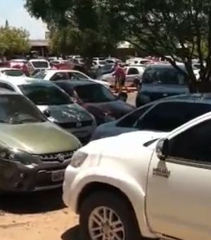 [Vídeo] Apesar da pandemia, preços tiveram reajuste na feira de carros e motos de Arapiraca