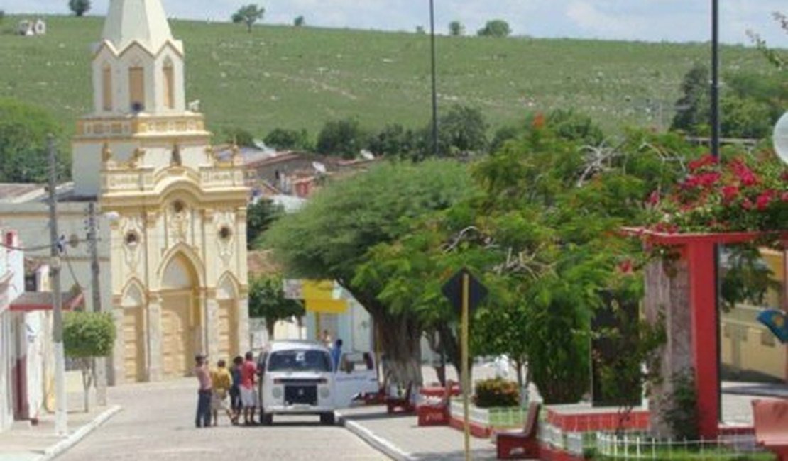 Irmão de vereador mata esposa e comete suicídio