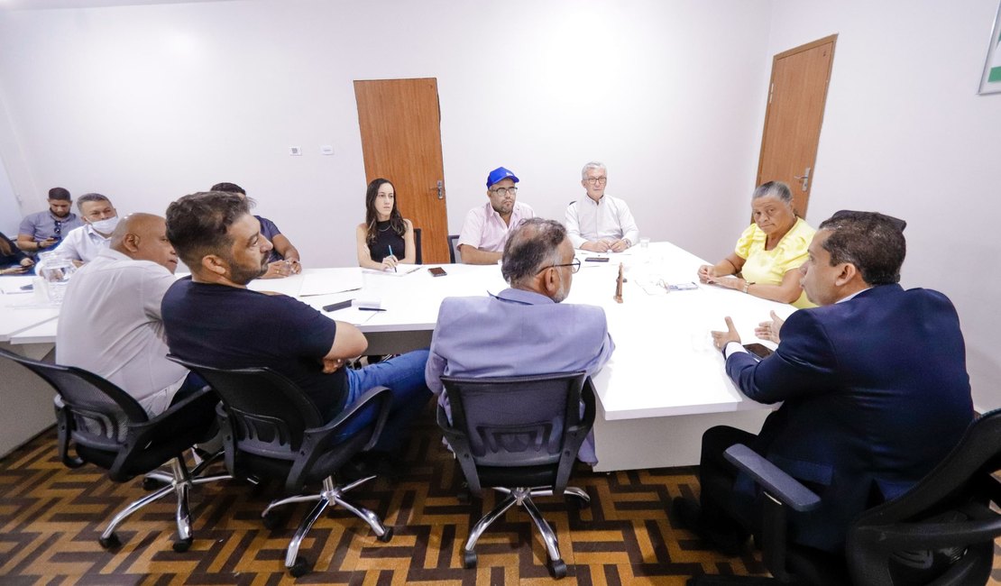 Prefeita define estratégias de desenvolvimento econômico para Palmeira dos Índios