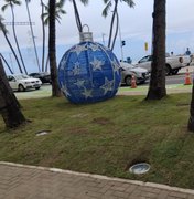 Canteiro da Avenida Silvio Viana, na orla da Ponta Verde, passa por revitalização
