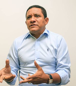 Júlio Cezar enfrenta resistência na Câmara de Palmeira dos Índios e tem pré-candidatura enfraquecida