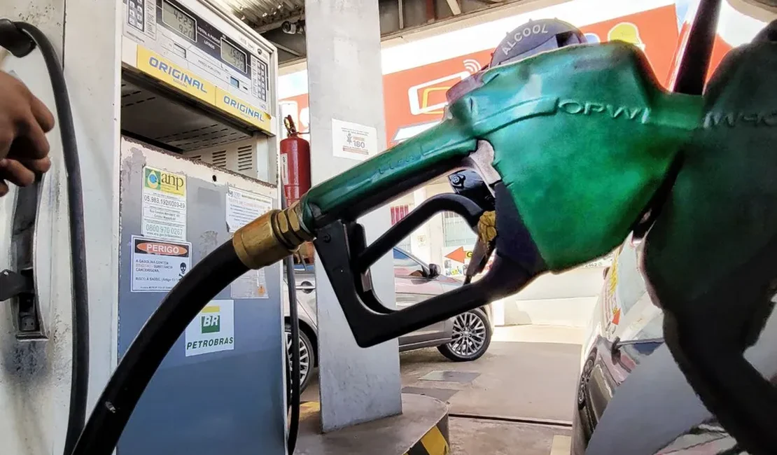 Gasolina está sendo vendida a R$5,04 em Maceió
