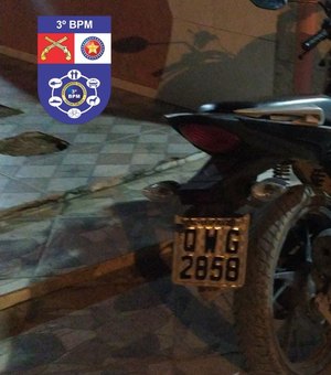Moto roubada é recuperada no bairro Nova Esperança, em Arapiraca