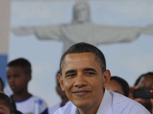 Obama abraça reivindicação dos brasileiros e defende investimentos em educação