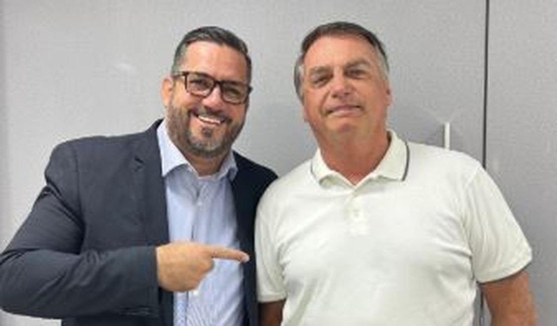 Leonardo Dias: “Bolsonaro sempre foi perseguido sem que nunca provassem nada contra ele”