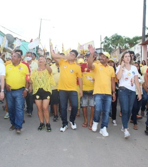 David Pedrosa reúne multidão em caminhada na cidade de Porto Calvo