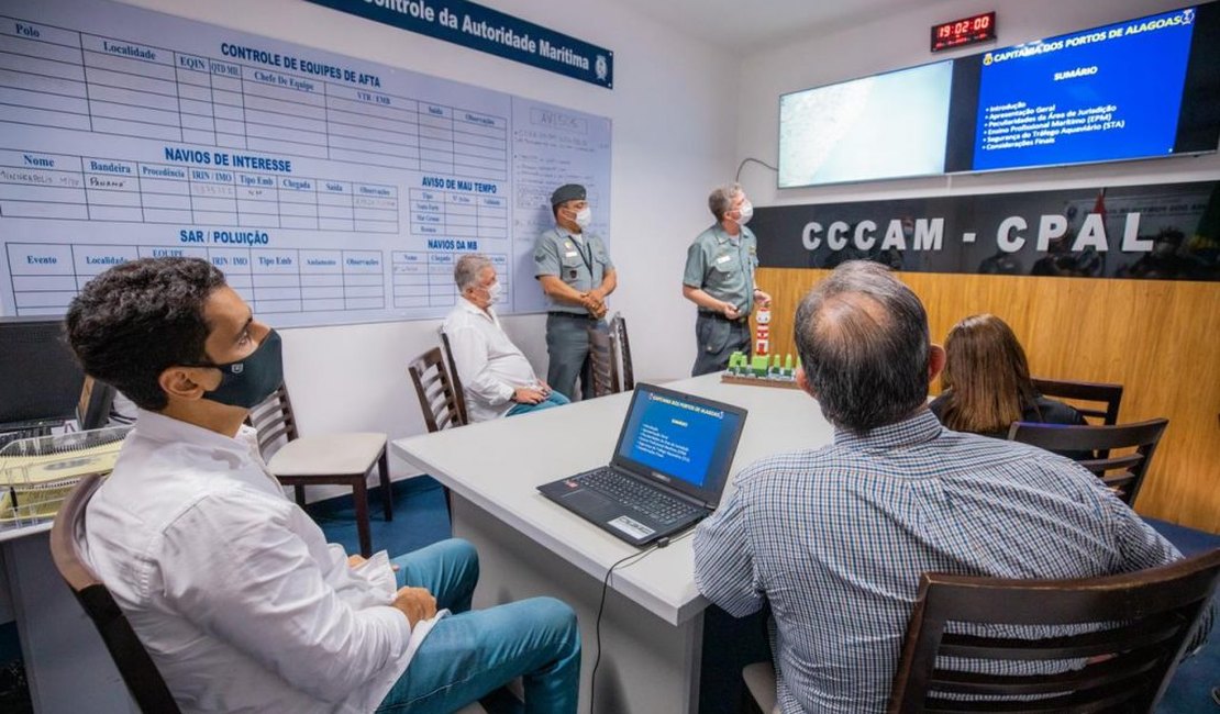 Prefeito JHC e comandante dos Portos discutem parcerias institucionais