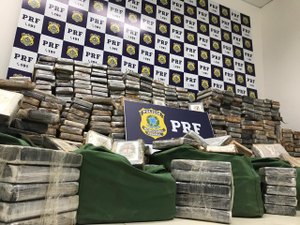 PRF faz em Alagoas uma das maiores apreensões de cocaína realizadas no país