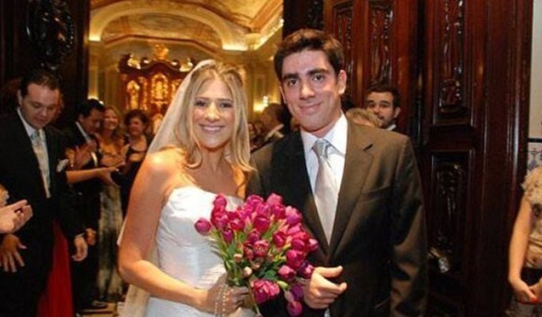 Dani Calabresa doa vestido de noiva de casamento com Marcelo Adnet