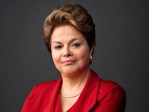 Dilma termina ano fortalecida contra impeachment