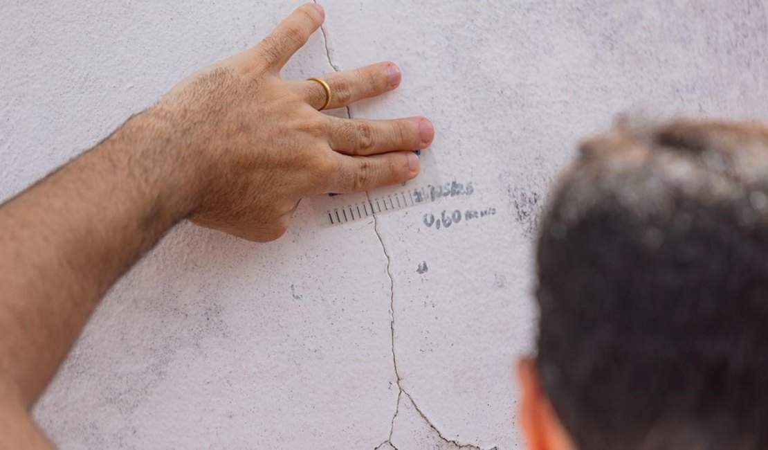 Mais de dois mil imóveis serão vistoriados em áreas afetadas pelo afundamento do solo