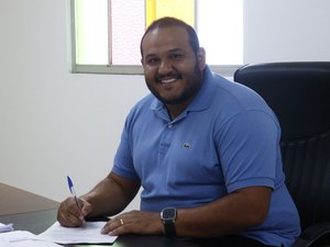 Prefeito assina ordem de serviço para 2ª etapa da ciclovia de Matriz de Camaragibe
